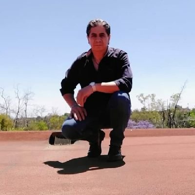 NavaaArturo's profile picture. 