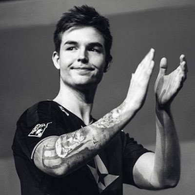 stax1n's profile picture. tek gercek @bursasporsk