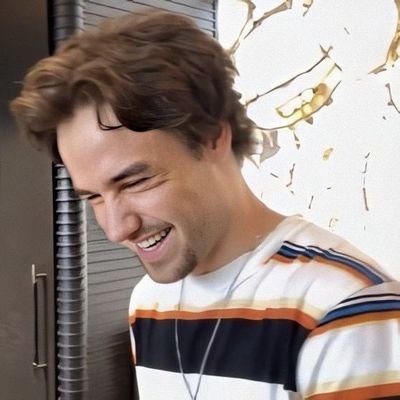 PaynosChild's profile picture. همون دارسی‌شونم. نمی‌دونم دارم چکار می‌کنم.