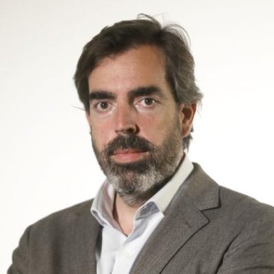 Corresponsal económico en @abcdesevilla, colaborador en @MAS_CanalSur y asesor en comunicación empresarial