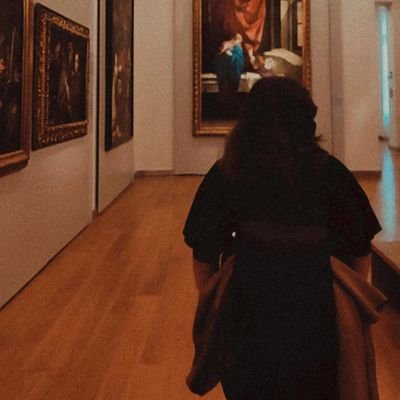 vale_daniello's profile picture. 