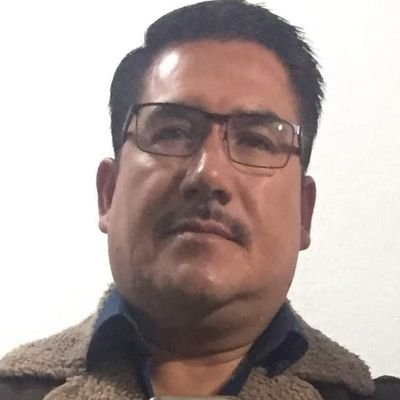 lic. en derecho., apasionado de mi trabajo y enamorado de mi familia