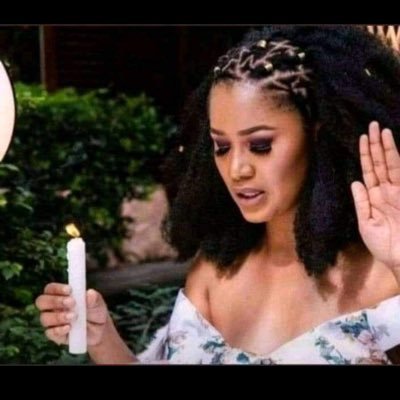 daphine297681's profile picture. Designer 🪡🧵