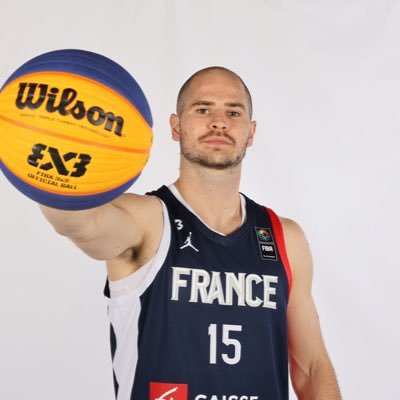 alexvialaret's profile picture. Pro FIBA 3x3 🇫🇷 #3x3PARIS / Fondateur de Bordeaux 3x3 #Ballistik / Originaire de La Rochelle ⚓️