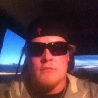 LLindy12's profile image