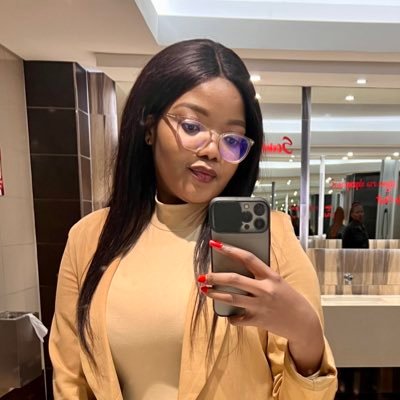 MandyKubheka's profile picture. Data Analytics 👩🏽‍💻 | Wits Business School🎓 | Wits Alumni 🎓 | Global Citizen | Just living life like its Golden🌟