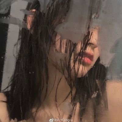 hazeldreamies's profile picture. 23 • psychology student • literature enthusiast