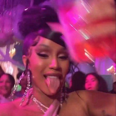 texashoney512's profile picture. 