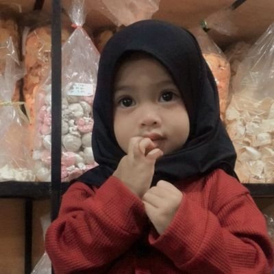 anggisadha's profile picture. media pencitraan