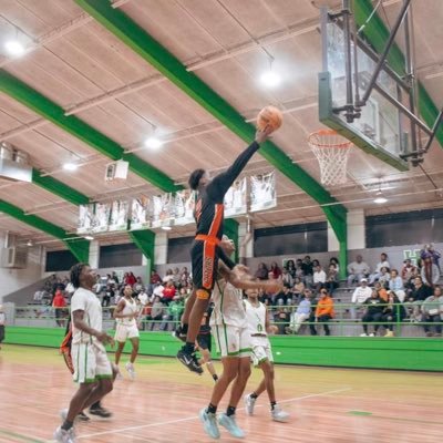 3⭐️ / Height: 6’0, Weight:180, Leake Central High School ATH. C/O 2026