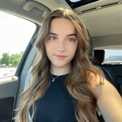 BrileyThompson_'s profile picture. 