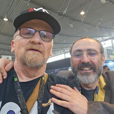 14Scrups11's profile picture. Vape on