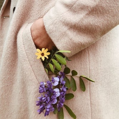 iasma98_'s profile picture. ‏‏‏وادعُ لنا دعوة مخلصة تساعد في هذه المشاق الكثيرة، والسلام عليك✨ ..