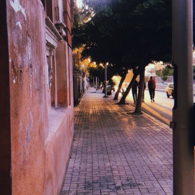 لا تعارف لا تفاصيل اللاءات الاتنين لمنع الاحراج الحساب لتسليه و الدردشه كمساحه حره بعيده عن الواقع والاراء فيه شخصيه لا تمثل إلا شخصي