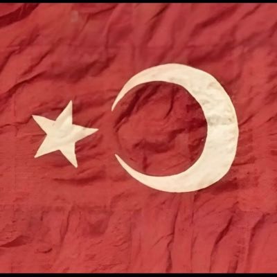 AŞK GÜZELDİR KARŞILIĞI VARSA. AMA KARŞILIKSIZ DA SEVİLİR. KARŞINDA Kİ ^VATAN sa. VATAN SEVDALISI. GALATASARAY TRİBÜNÇOCUKLARI GÜ