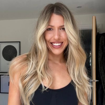 ugc_kelly's profile picture. ✨WELLNESS | BEAUTY | FASHION | FITNESS kellyratcliffeugc@gmail.com