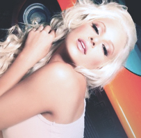 Bonjour, official twitter for FrenchKissOuellet. Here, we provide you all the lattest new and much more. Click on the link to view the site. - Erin