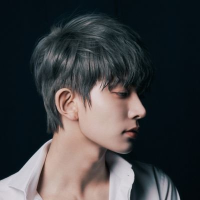 Be the Kale to my Jupiter ¦ Minor! ¦ Can be your chaotic friend ¦ saw enha ! ¦ you can call me Mia ^^