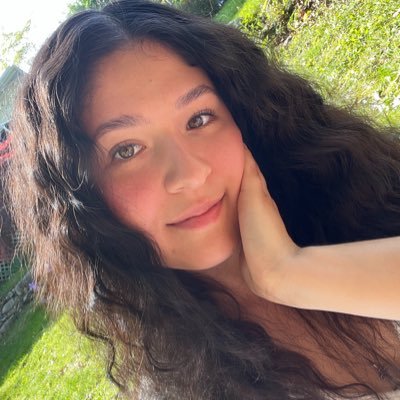 rebeccasalguero's profile picture. none ya