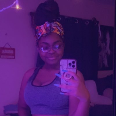 18😘virgoat♍️🫶🏾sweet like candy🍭🍬 sexy asl😩.   🤭🩷💜💙