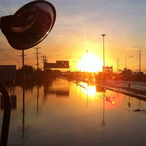 angry_boy_2011's profile picture. Only follow and re-tweet