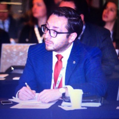 Padre, Abogado en México 🇲🇽 y España 🇪🇦 @uc3m/@isdeMasters, Doctorando, Asociación Mexicana de Derecho Administrativo, @CruzRojaEsp | Cuenta Personal.