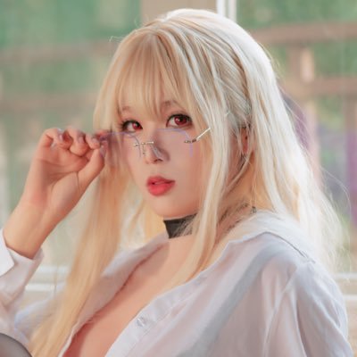 🇨🇳Cosplayer♡172cm♡wb:海克斯科技小蛋糕 ♡ Patreon: https://t.co/ZwbQvDRTI6 偶像写真:https://t.co/iCPpU7N6UW⬅️国内渠道