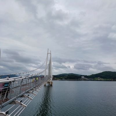 yoonto21's profile picture. 사람들과 함께 더불어 살아가는 아름다운 세상을 공유하고 소통하기^^