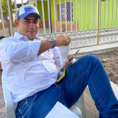 javiereduardon's profile picture. Fundacion magdalena