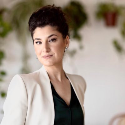 📌متخصصة في الشأن الإسرائيلي وصناعة الخطاب 🎙️ معدّة ومقدمة بودكاست