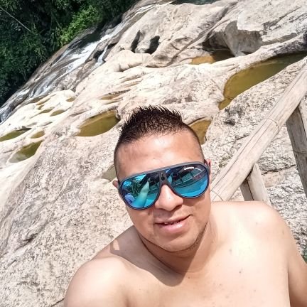 Francis99938448's profile picture. 