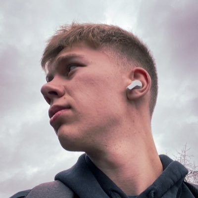muska_adam's profile picture. 🎬 Tvořím videa pro kosmetické salony 💅 a sport 🏋️‍♂️, která zvyšují prodeje 📈 a viditelnost 👀. Potřebuješ poutavý obsah? Kontaktuj mě!