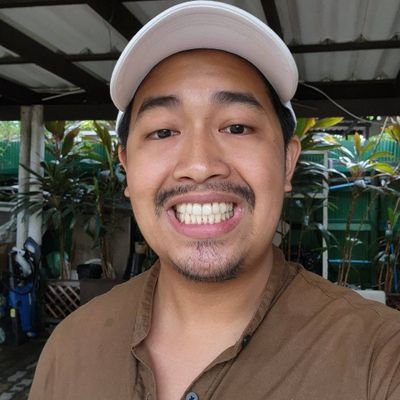 Gaga_HatYai's profile picture. ทำงานด้านกฎหมาย,มีกิจการ,มีสวน,มีแมว11ตัว,ชอบชีวิตอิสระ