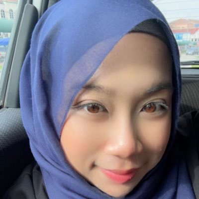 Azureen25's profile picture. spoiler, we die in the end.