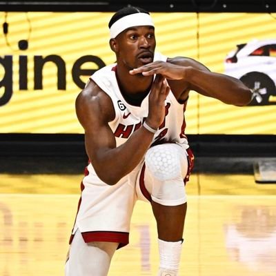 ΑΕΚ 🟡⚫- Juve⚪⚫ - Miami Heat🔥
Father 🤵♂️🤵♀️ Long Distance Runner🏃♂️ Basketball Maniac🏀 Movies-Series Junkie 🎬📺
Beth's Dutton No1 fan