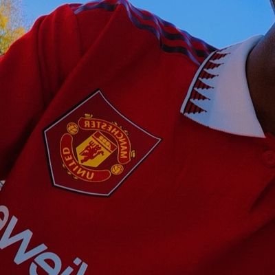 Man United Fan 🧣 | I.T Infrastructure Architect 💻| Rap 🎧