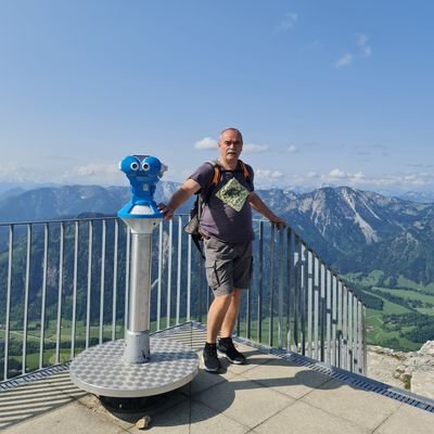 VukobradGoran's profile picture. 