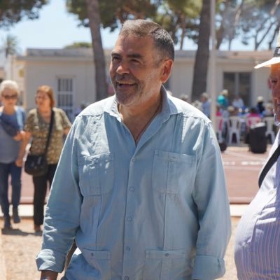 Cartagenero.
Empresario, Cafés Cavite.
Alcalde de Cartagena 2015-17