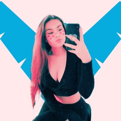 Bludhaven's hero|| 22yo || #Parody #NSFW || not @LaurenAlexis_x My sexy sis - @brattybadbat