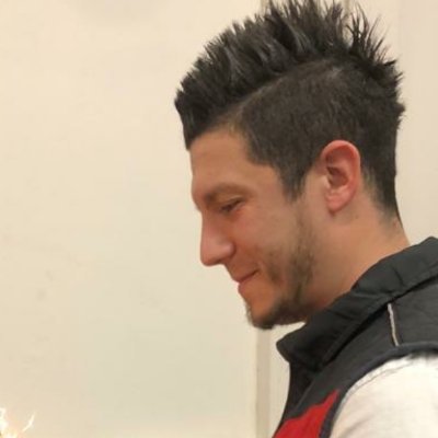 Uur867436058979's profile picture. 