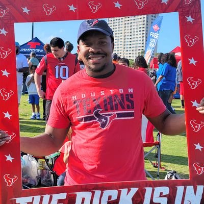 HTOWN IN MY VEINS

Content Creator/ 🤘🏾🚀Rockets 🤘🏾Texans 🤘🏾Stros Fan
                  Youtube/ IG📷💥: theycallmedance