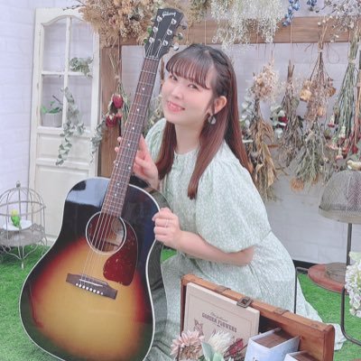 シンガーソングライター/埼玉県深谷市出身/FMふっかちゃん88.5MHz『花桐はづきのはなきんナイト!』休止中/『渋沢栄一翁音頭』歌唱/ファンネーム▷はづきっ子/夢はオリジナル曲『ネギらいの日』が深谷駅の駅メロになること/趣味マンホールカード集め/ご依頼、問合せhanagirihazuki@gmail.com
