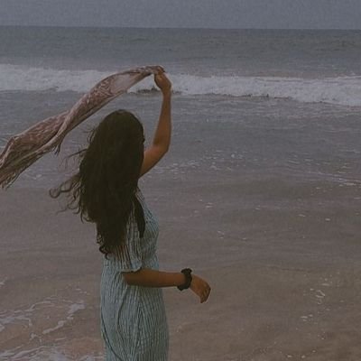 _TheShitIsReal's profile picture. Naanum oli ketkaa seviyil isai paadinen,
Vali arindhapinnum en adhai naadinen🤧

en na Naa oru dhanda ____🤡