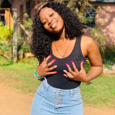 NtombenhleMasuk's profile picture. Medical Doctor Future Neurosurgeon.👩🏾‍⚕️❤️ Jeremiah 29 ves 11❤️