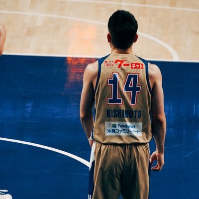 Arisa81933243's profile picture. '04👧🏻 👑🌺