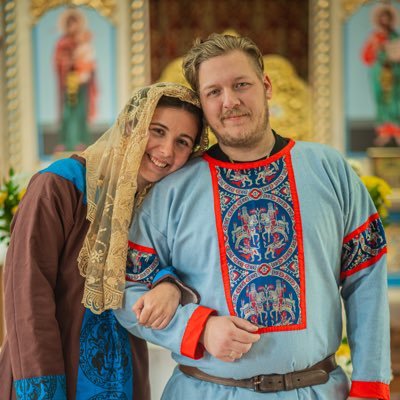 cryptickombucha's profile picture. Idaho born. tomboy tradwife of @JayLoughran96 ❤️ lover of dead animals and poetry. weird wild woman. Orthodox Christian ☦️