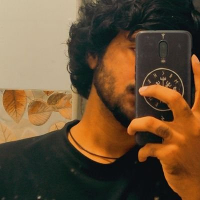 amurrn's profile picture. Chocolate dipped strawberries still tastes like shit. 🗿