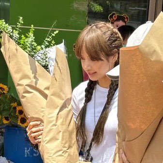 chtb852's profile picture. 🗯✳︎ 𝗄𝗇𝗈𝖼𝗄 𝗄𝗇𝗈𝖼𝗄 𝖼𝗎𝗍𝗂𝖾 𝗐𝖾𝗅𝖼𝗈𝗆𝖾 𝗍𝗈 𝗆𝗒 𝗐𝗈𝗋𝗅𝖽 יִ♡̆̈