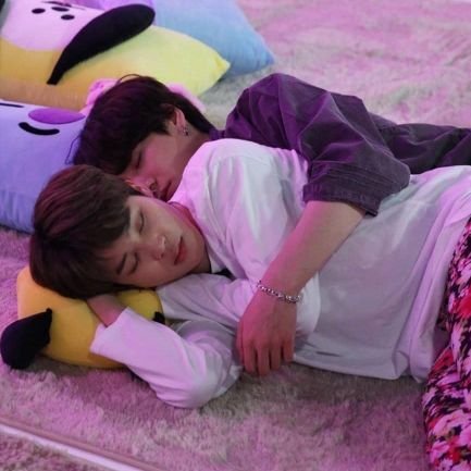 kookBTSmin's profile picture. #BTS 🇧🇷🇰🇷
Perdida em algum lugar entre o amor e a trouxisse...
BTS OT7 Stan, Jikook Supporter e Just Army...
Fanaccount