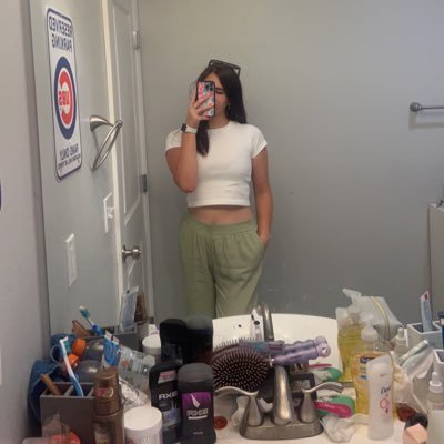 2beanpaste's profile picture. insta••katie.holubb
snap••kholub4